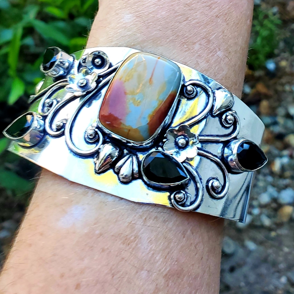 New Mookaite Jasper and Spinnel Cuff 925 Silver Bracelet.